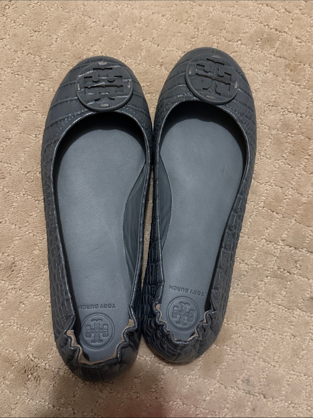 Tory Burch Gray Croc-Embossed Logo Minnie Flats 8.5